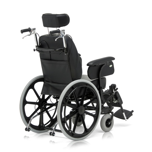 Кресло-коляска для инвалидов FS 204 BJQ "Armed" фото 3