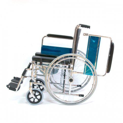 Инвалидная коляска FS 682 со съемным U-образным вырезом (с санитарным оснащением) фото 6