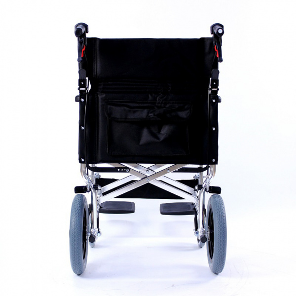 Кресло-коляска инвалидное "Доступная-среда.kz" DS105-1, Идеальное решение для тех, кто ищет легкую и прочную инвалидную коляску для коротких поездок и отдыха