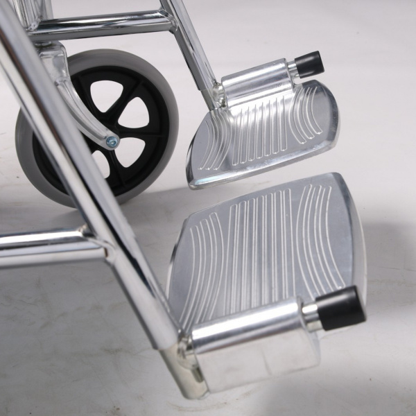 Кресло-коляска инвалидное "Доступная-среда.kz" DS112-1, Предназначена для людей с инвалидностью, для пожилых людей, больных с нарушениями опорно-двигательного аппарата и проходящих реабилитацию