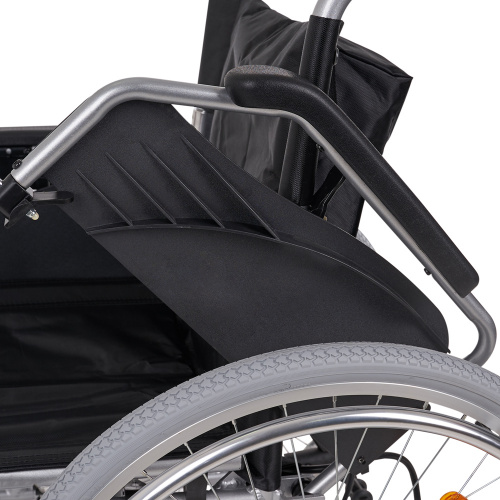 Кресло-коляска для инвалидов электрическая "Armed" FS108LA  фото 9