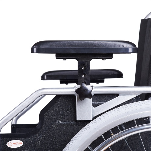 Кресло-коляска для инвалидов FS 959 LQ "Armed" фото 12