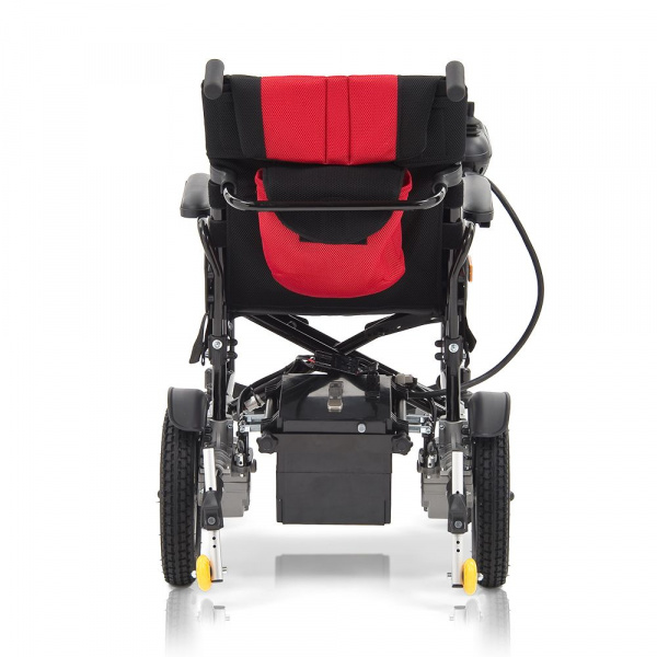 Кресло-коляска для  инвалидов Н033D, Предназначена для передвижения больных и инвалидов с частичной утратой функций опорно-двигательного аппарата в условиях помещений и на дорогах с твердым покрытием